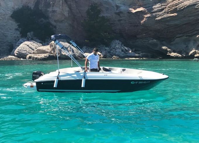 Boat without licence  BAYLINER E5 15hp