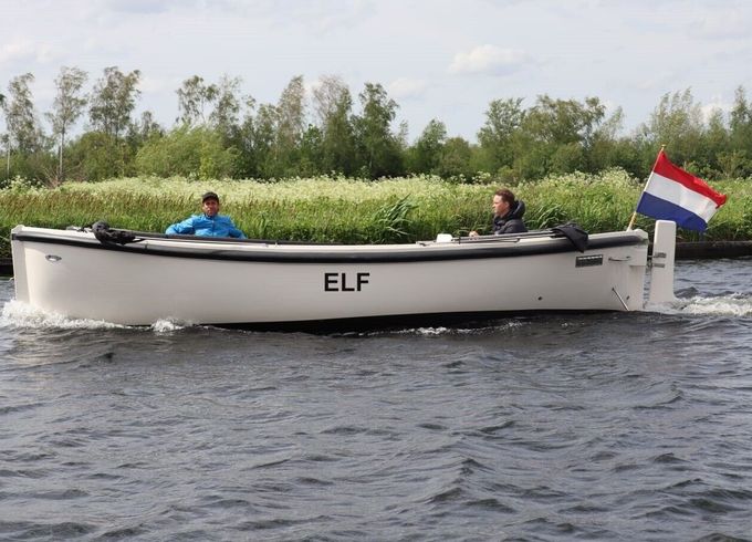 Motorboat Stout 650 15hp