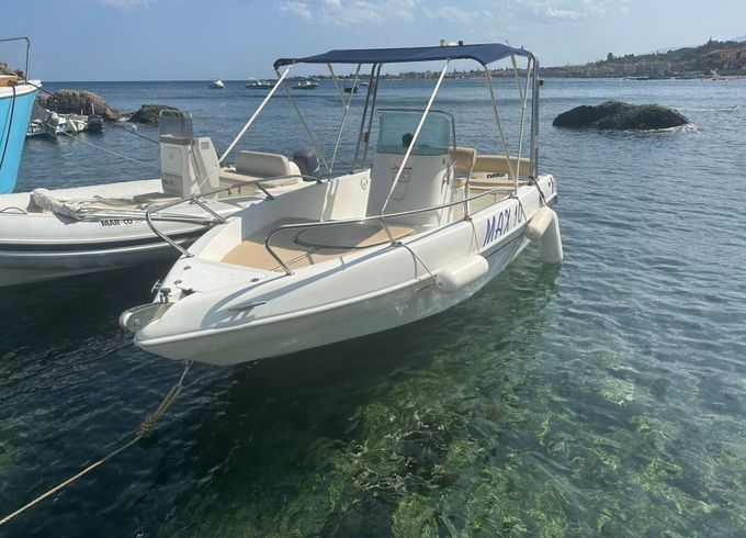 Boat without licence  Aquamar open 40hp
