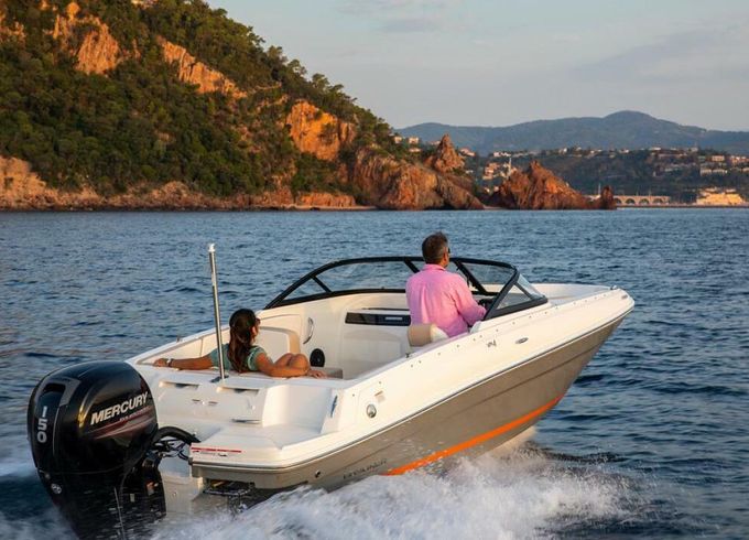 Motorboat Bayliner Vr4 115hp