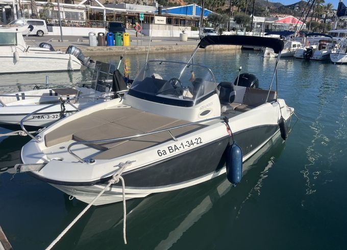 Motorboat Quicksilver Activ 605 Sundeck