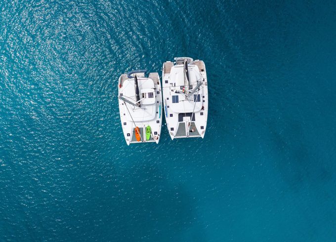 Catamaran Lagoon 42 12.8m