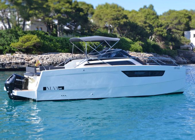 Motorboat NUVA YACHTS M9 CABIN 350hp