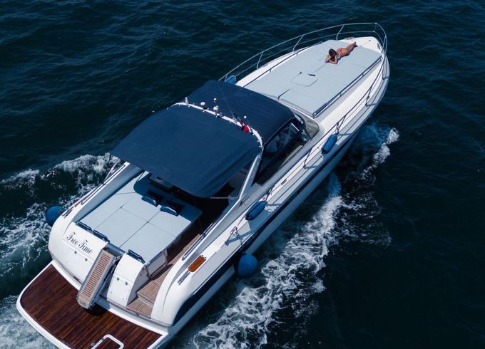 Motorboat Airon Marine 47 860hp