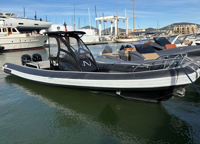 RIB Sea water Esmeralda 32 700hp