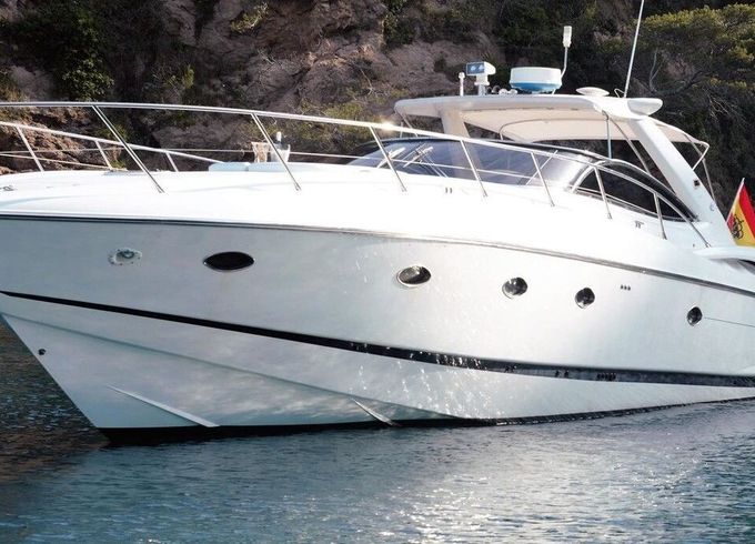Motor yacht SUNSEEKER PREDATOR 56 1600hp