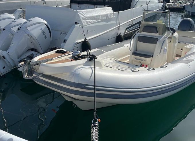 Motorboat Bsc Bsc 70 200hp