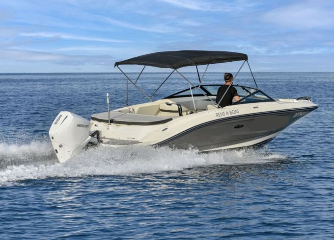 Motorboat Sea Ray 210 Spx 200hp