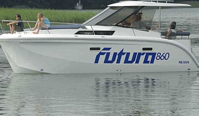 Motorboat Futura 860 21hp