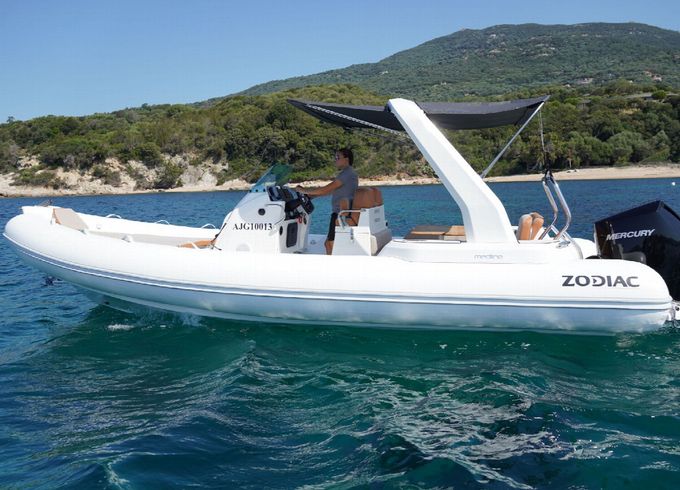 RIB Zodiac Medline 750 300hp
