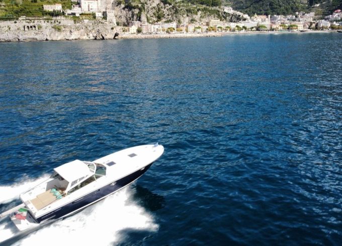 Motorboat Itama 40 760hp
