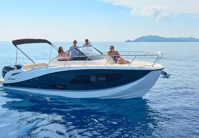 Motor yacht Quicksilver 875 Activ 500hp