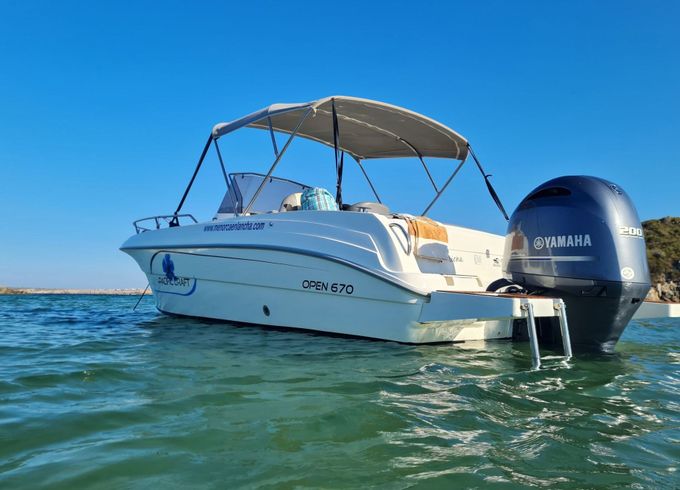 Motorboat Pacific Craft Open 670 200hp