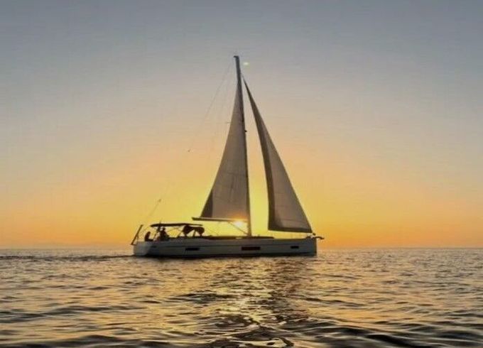 Sailboat Bavaria C45 13.98m