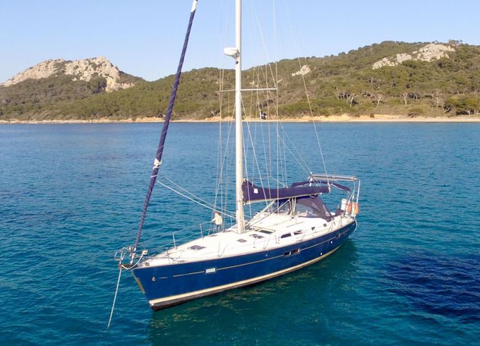 Sailboat BENETEAU OCEANIS 423 13.5m