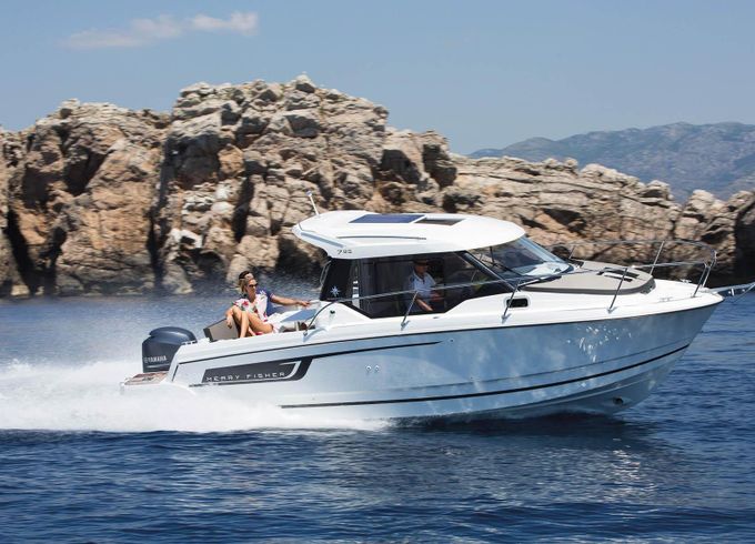 Motorboat Jeanneau Merry Fisher 795 200hp