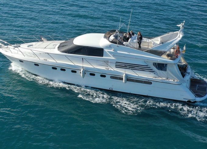 Motor yacht Fairline Squadron 67 2200hp