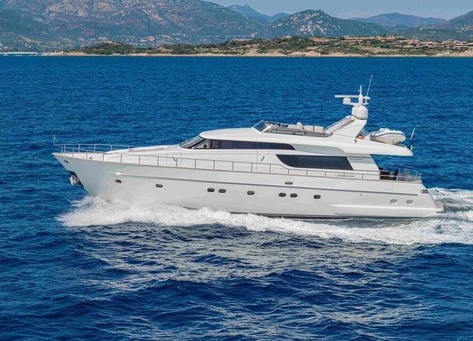 Motor yacht San Lorenzo 72 3040hp