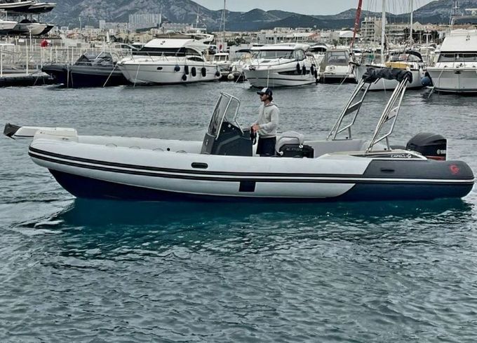 RIB Capelli Tempest 775