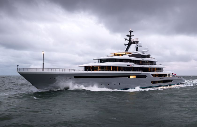 Oceanco Leviathan (Y722)