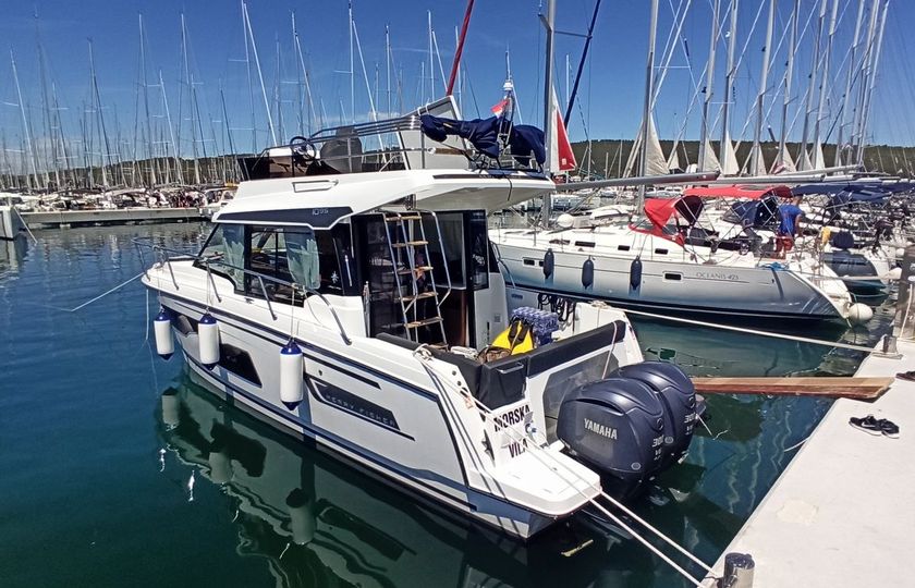 Jeanneau Merry Fisher 1095 Morska Vila