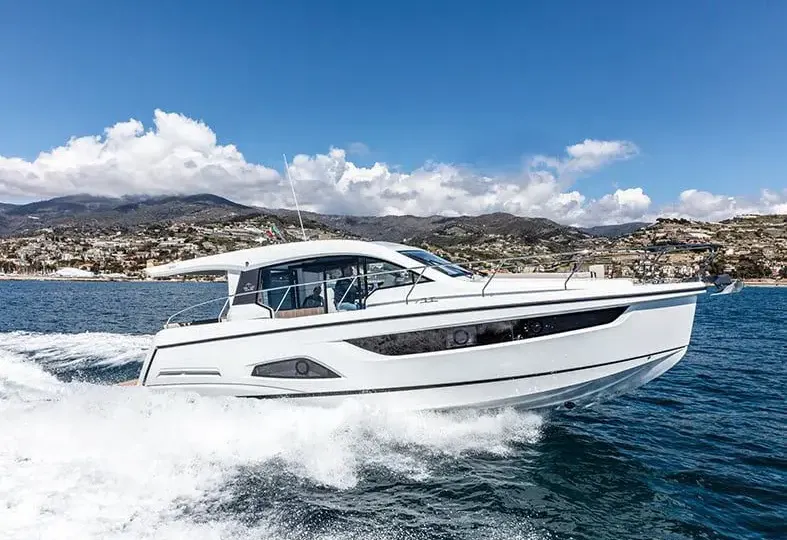 IOLI SEALINE S390 - up to 14 guests
