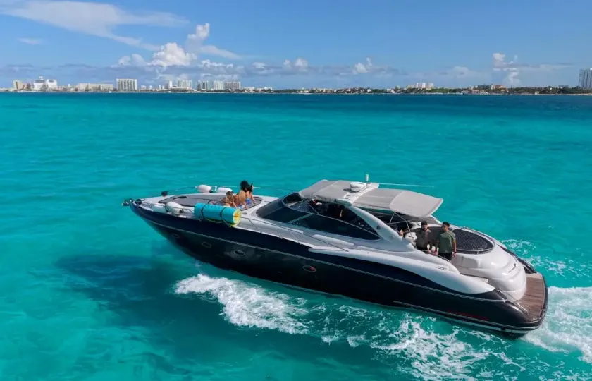 60ft Sunseeker Private Yacht Snorkel, FREE pick up transportation Hotel Marina