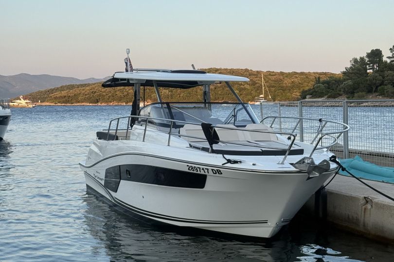 Jeanneau Cap Camarat 10.5 WA