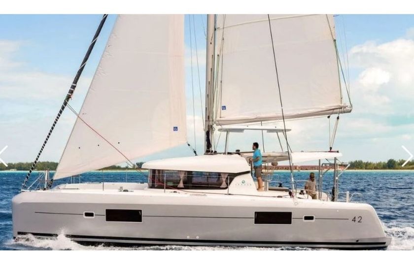 Lagoon 42