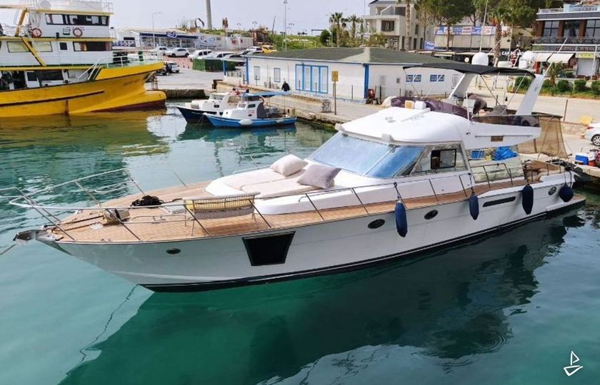 Custom Made Motoryacht