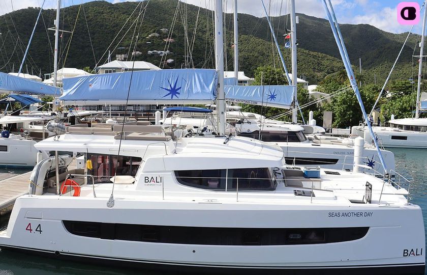 catana group bali 4.4 - 4 + 1 cab.