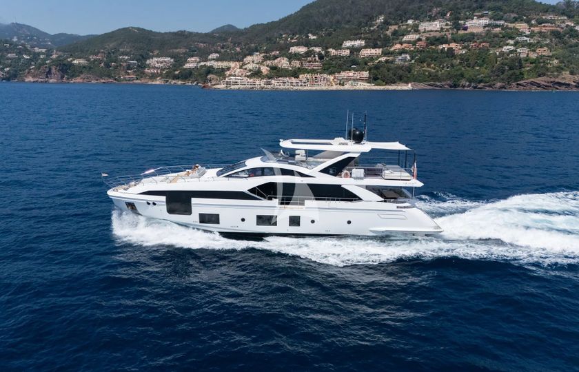 Azimut Grande 27M Wave