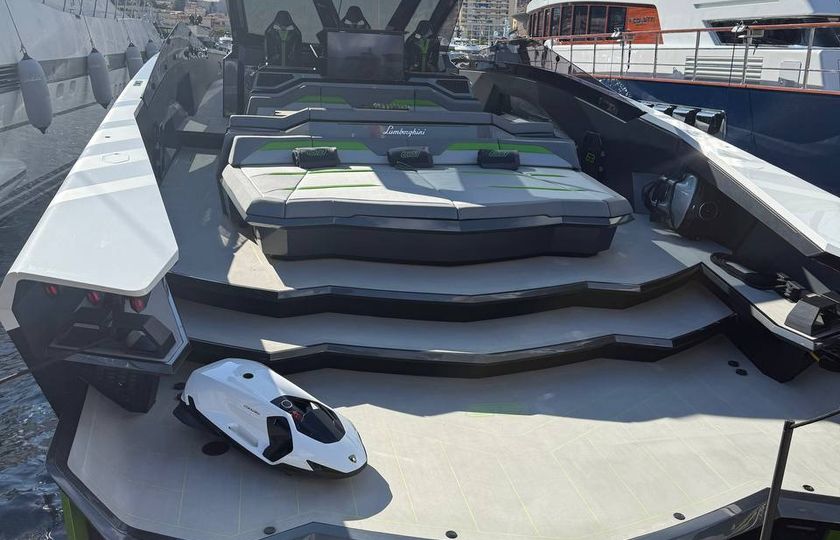 Tecnomar for Lamborghini 63