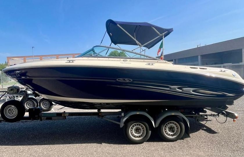 Sea Ray 220 Sunsporter SSE
