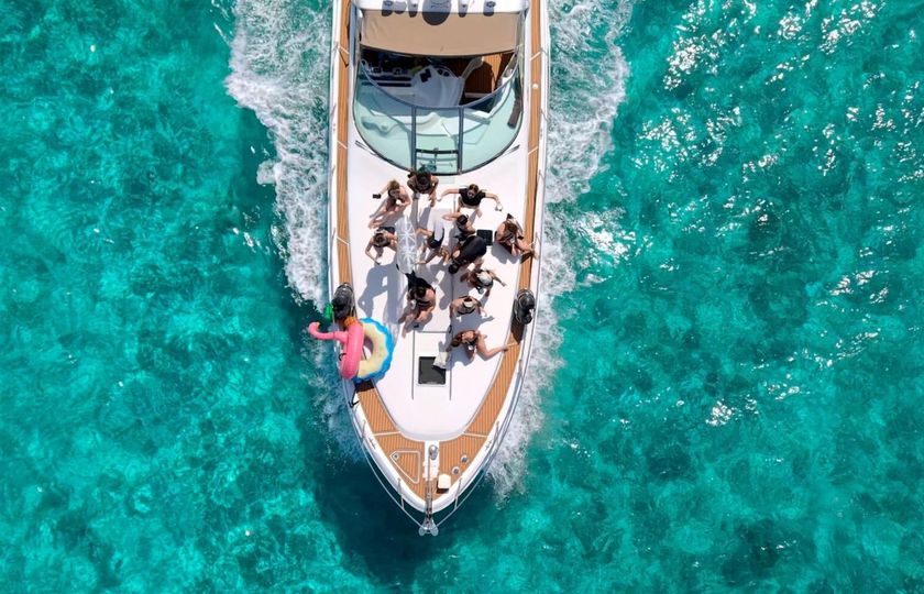 Motor yacht Sea Ray 2001 700hp