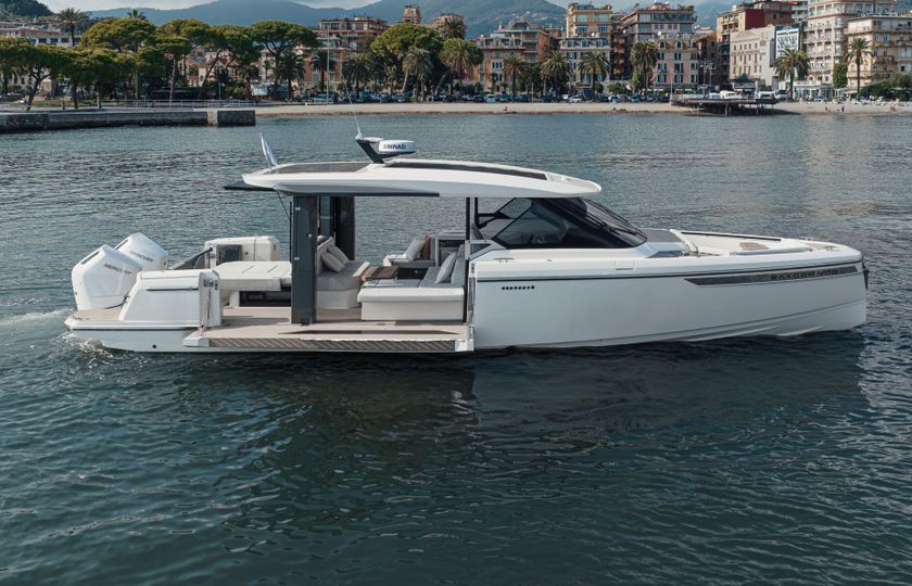 Motorboat Saxdor Saxdor 400 gto 800hp
