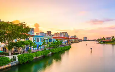 Boating in Naples: best places to rent a boat in Naples, Florida