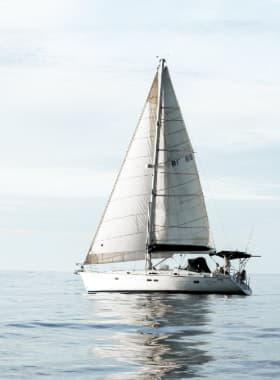 Sailing yacht