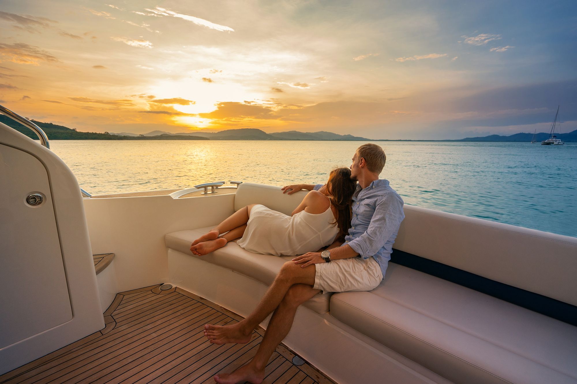 Honeymoon yacht charter